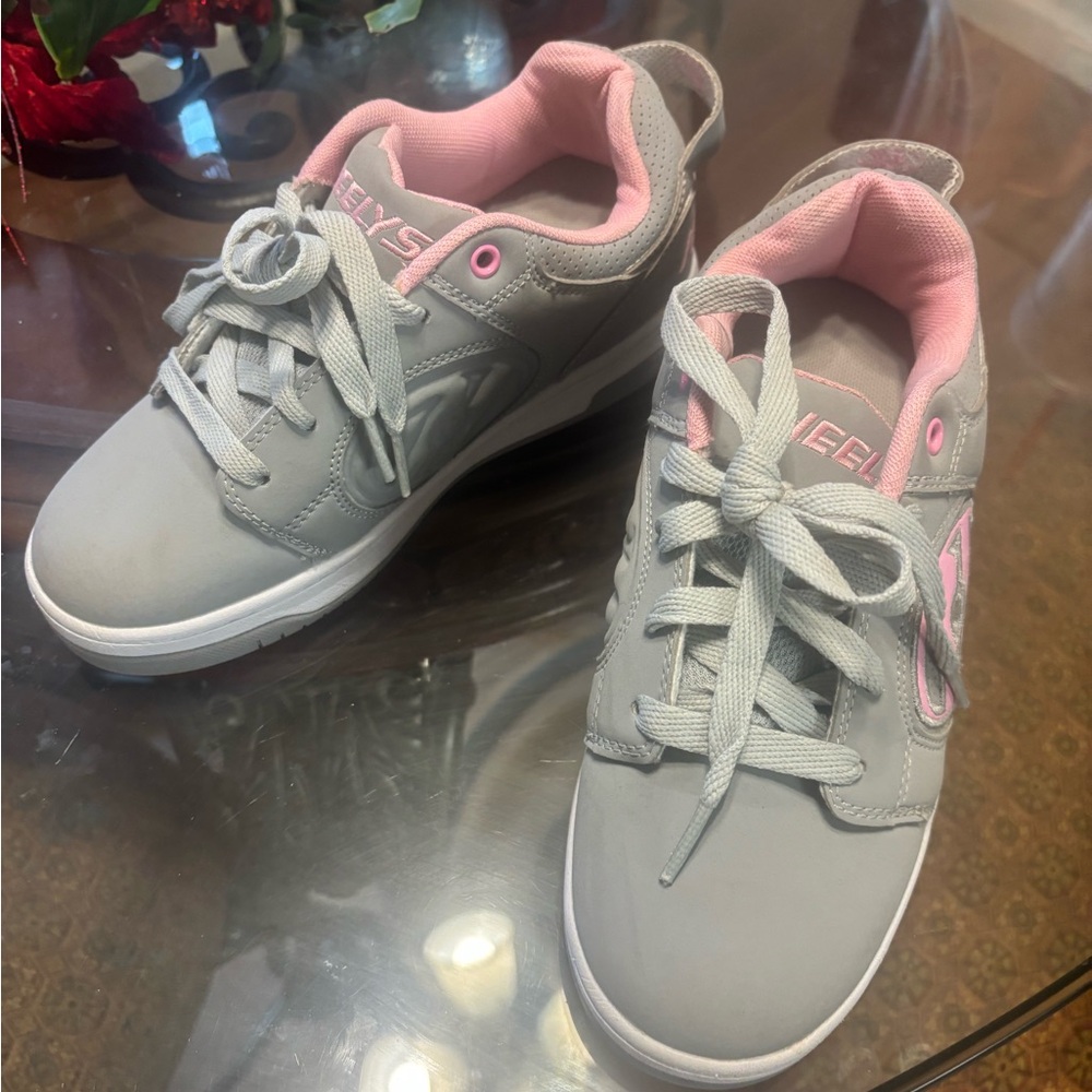 Heelys Pink and White Skate Shoes